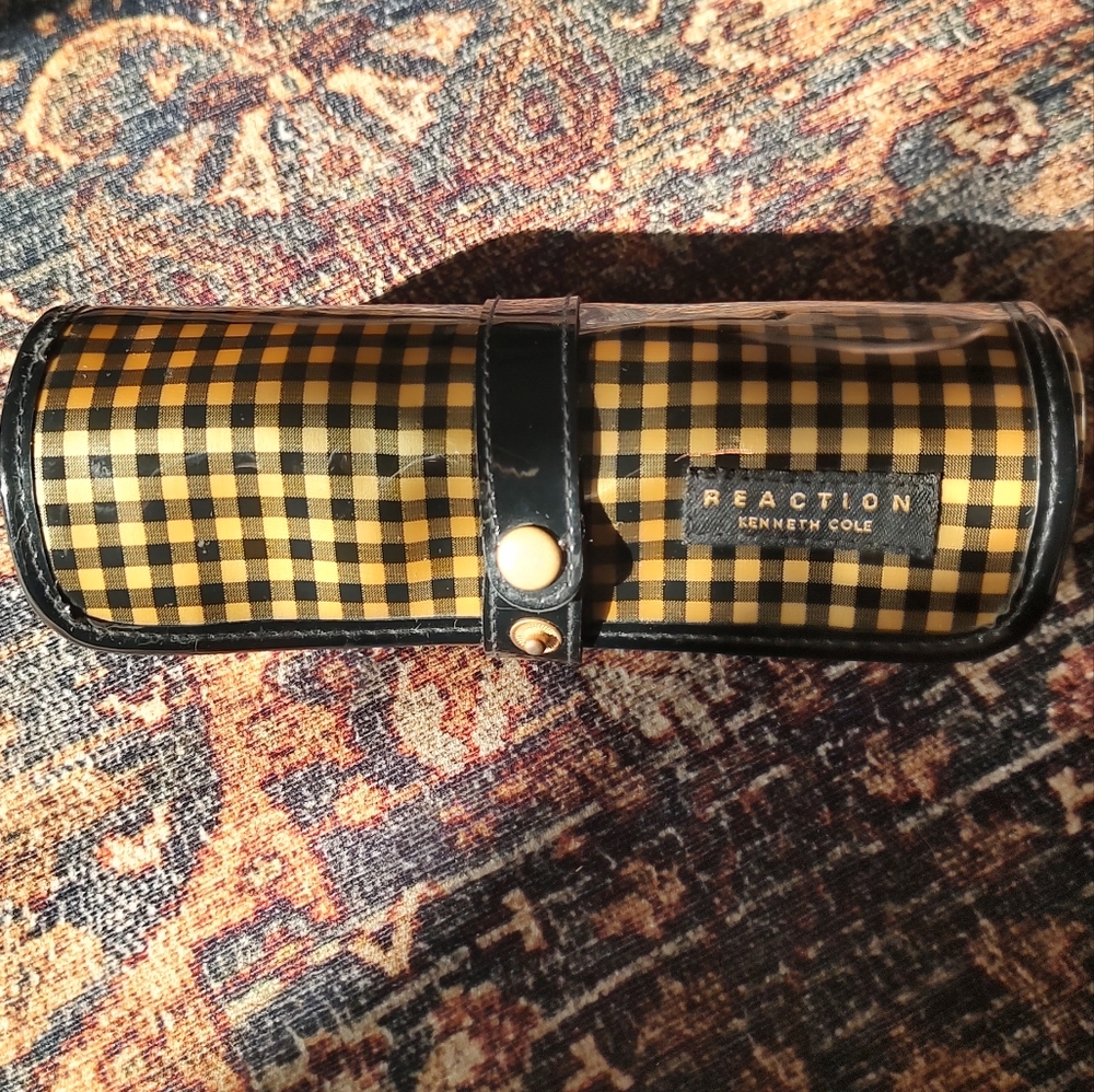 Kenneth Cole Reaction Travel Jewelry Roll